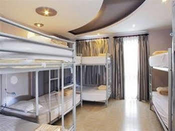Nhà trọ Saigon Backpackers @ Pham Ngu Lao